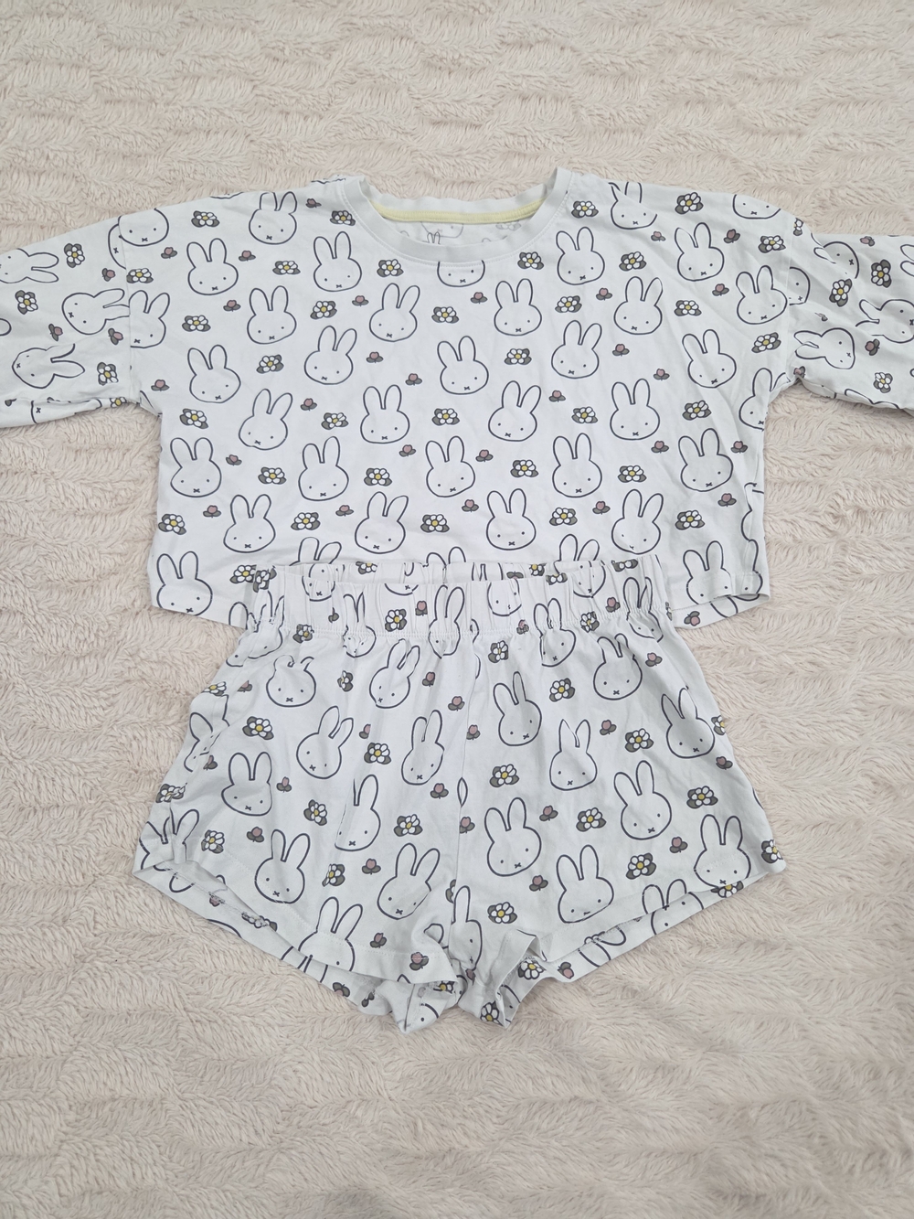 miffy White Bunny & Floral Two-Piece Pajama Set